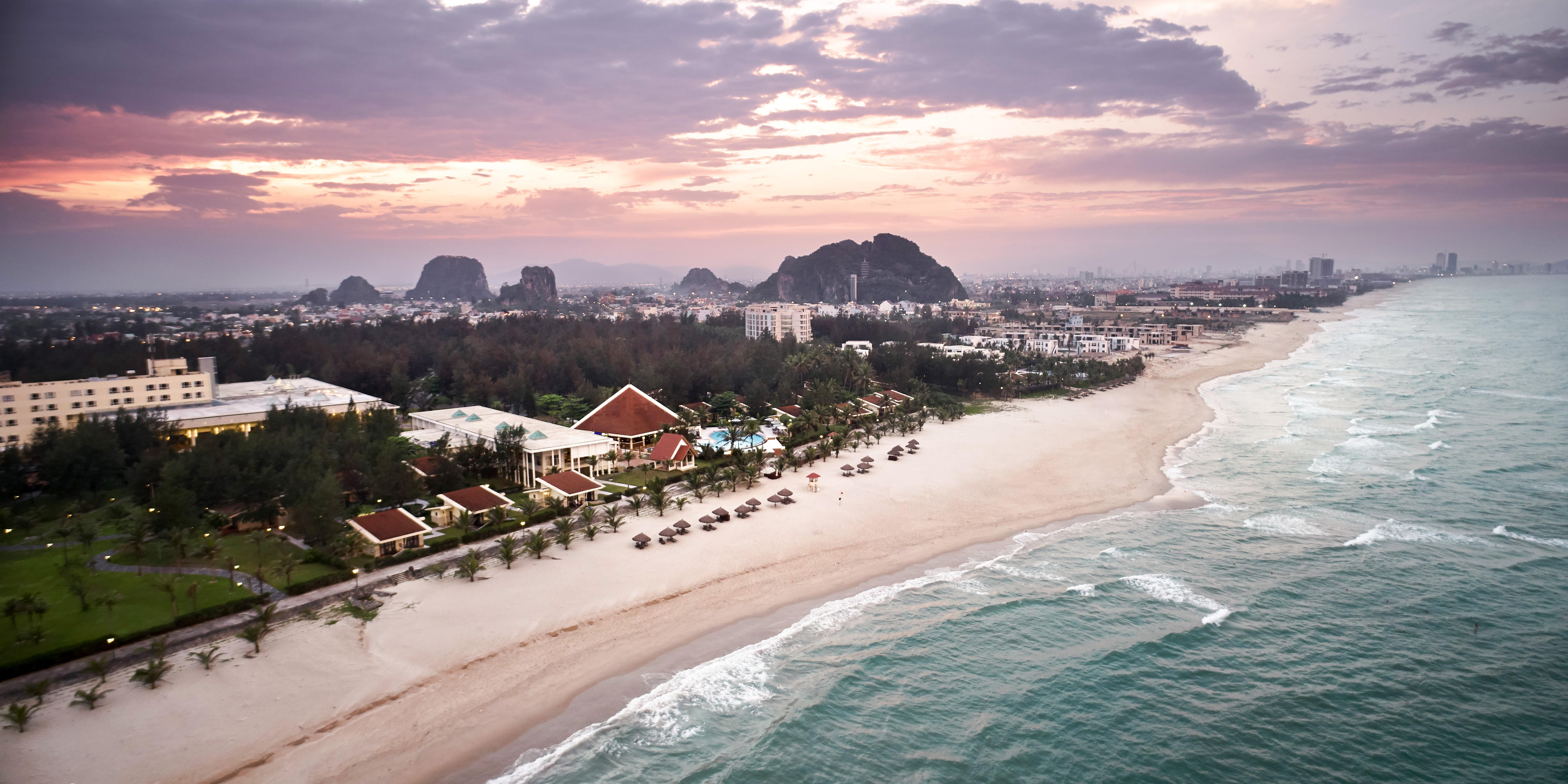 Sandy Beach Non Nuoc Resort Дананг Екстериор снимка